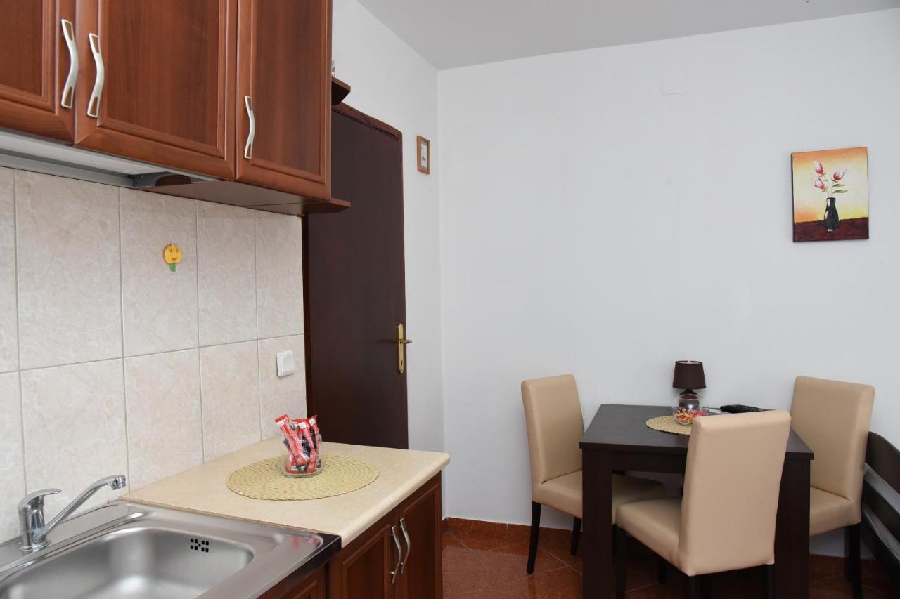 Apartment Lima Котор Екстер'єр фото